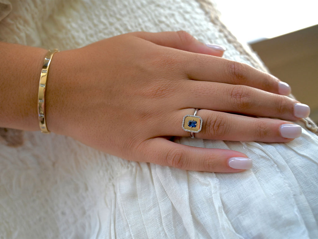 Two-Tone Sapphire Portrait Ring